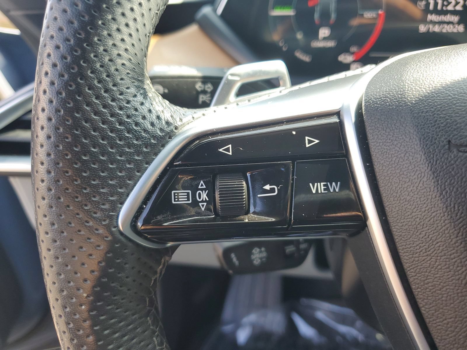 Used 2023 Audi e-tron GT Premium Plus w/ Executive Package AWD/4WD image 30