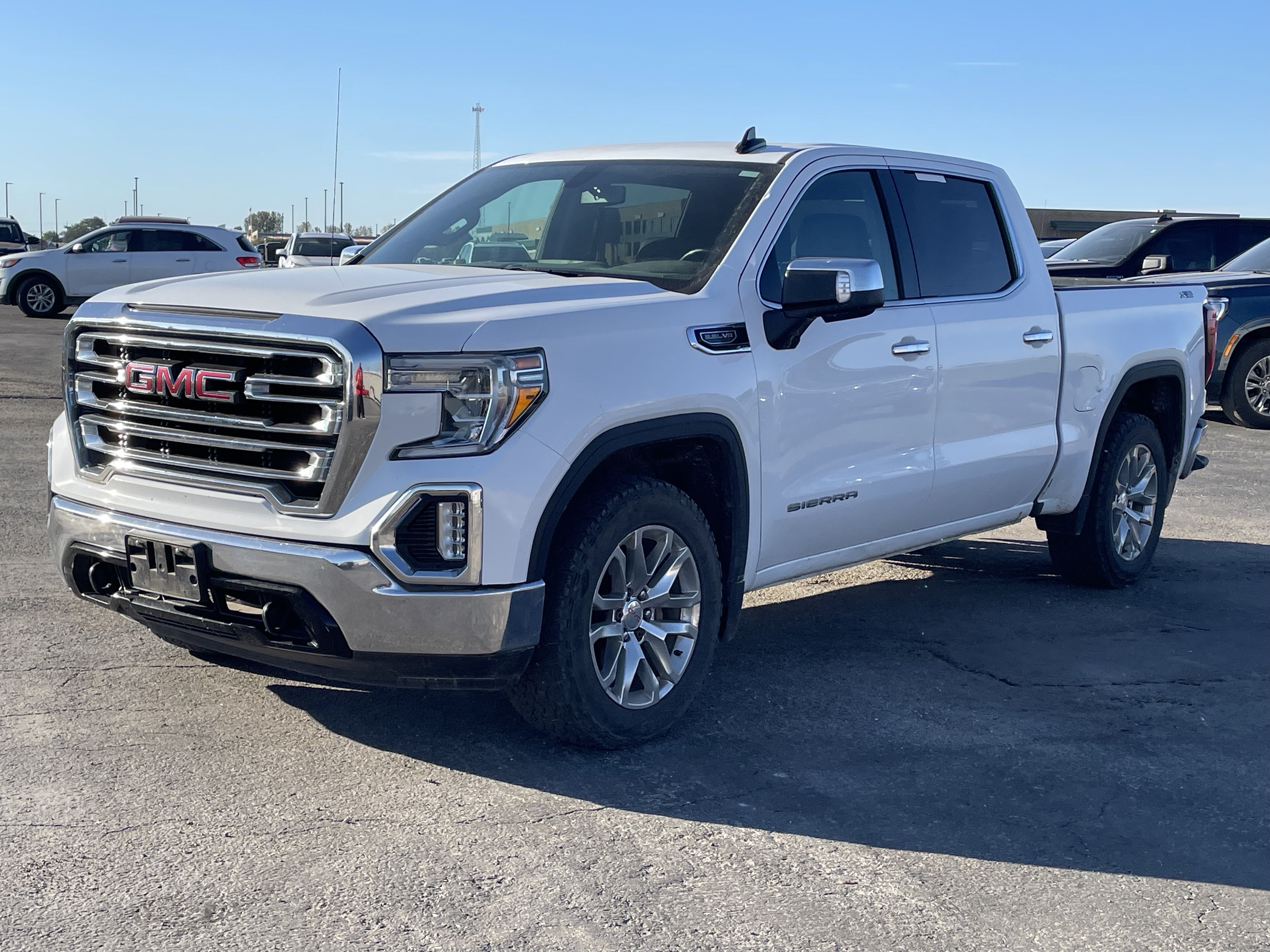 Used 2019 GMC Sierra 1500 SLT w/ X31 Off-Road Package AWD/4WD image 7