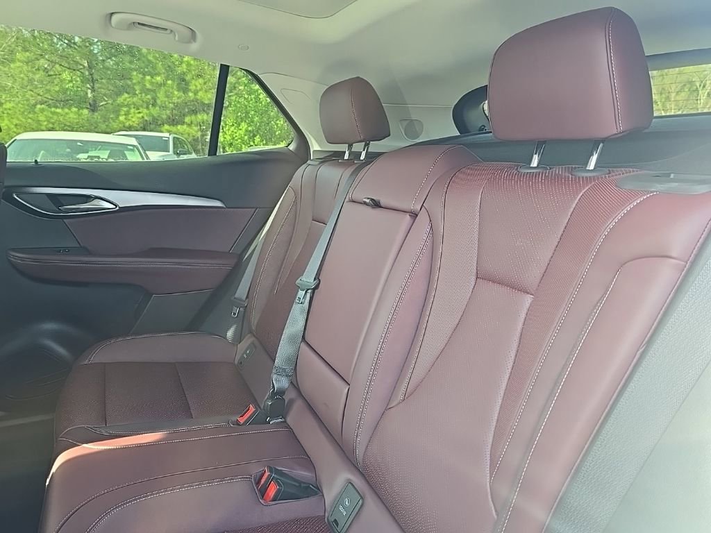 Used 2024 Buick Envision Sport Touring image 7