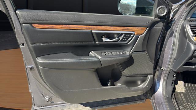 Used 2022 Honda CR-V Touring image 28
