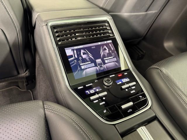 Used 2021 Porsche Panamera GTS image 4