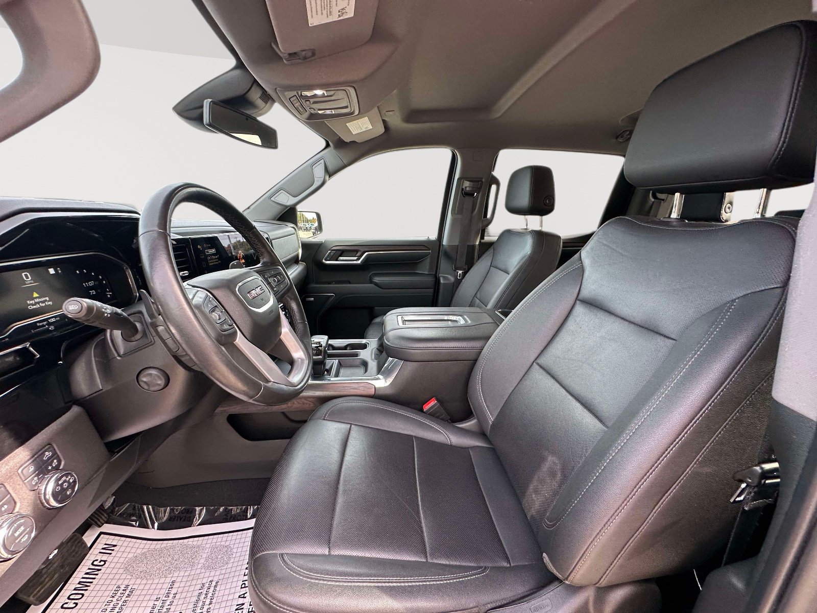 Used 2022 GMC Sierra 1500 SLT w/ SLT Convenience Package AWD/4WD image 22