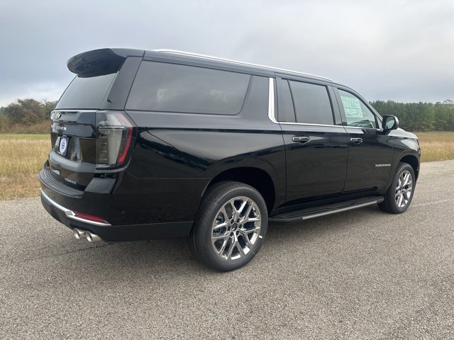 New 2026 Chevrolet Suburban Premier image 5
