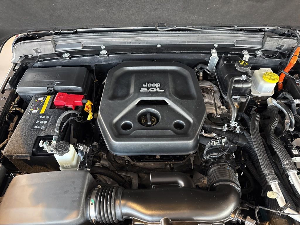 Used 2022 Jeep Wrangler Unlimited Sahara w/ Cold Weather Group image 36