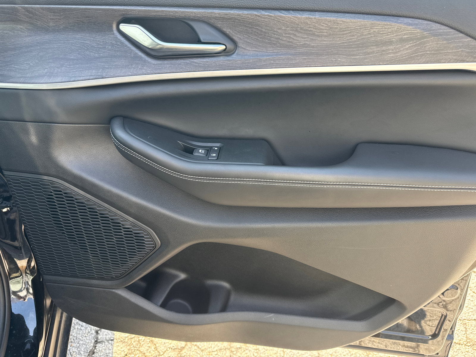 Certified 2024 Jeep Grand Cherokee Limited image 14