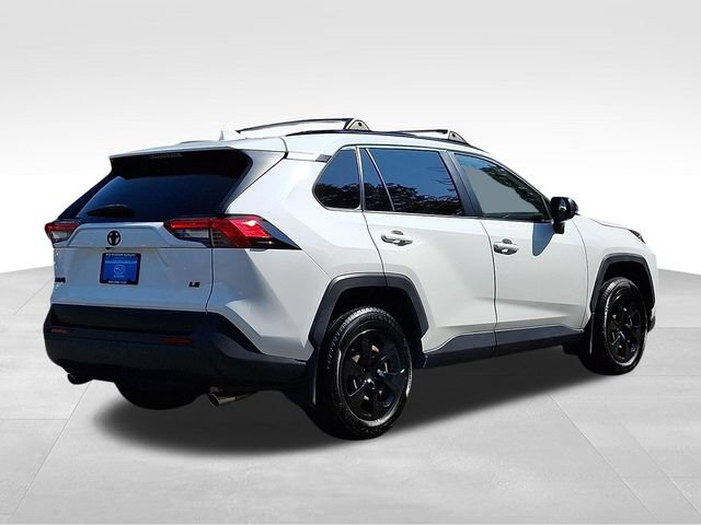 Used 2020 Toyota RAV4 LE w/ Carpet Mat Package FWD image 6