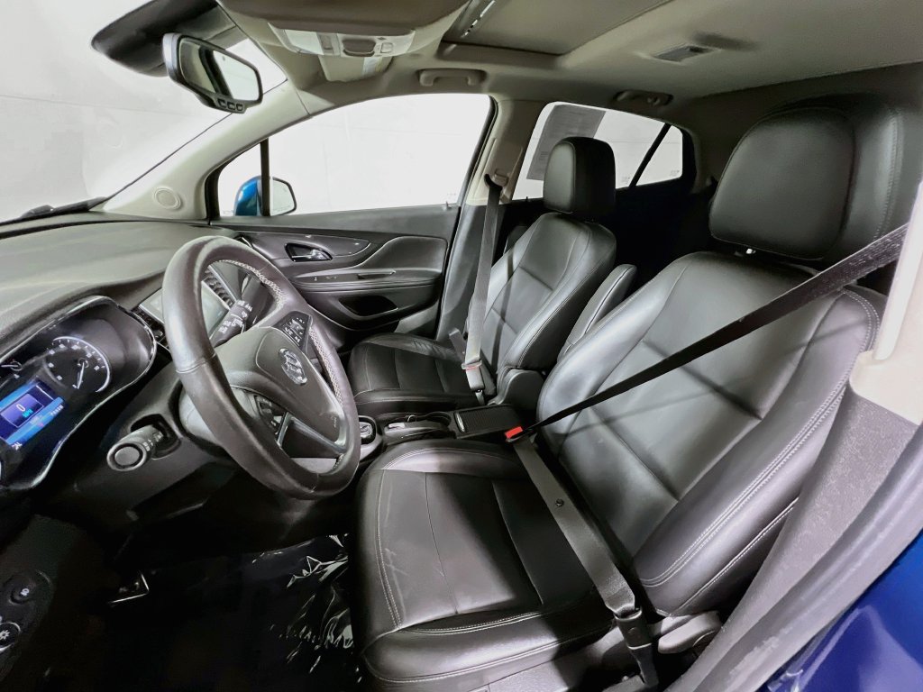 Used 2019 Buick Encore Essence w/ Experience Buick Package AWD/4WD image 18