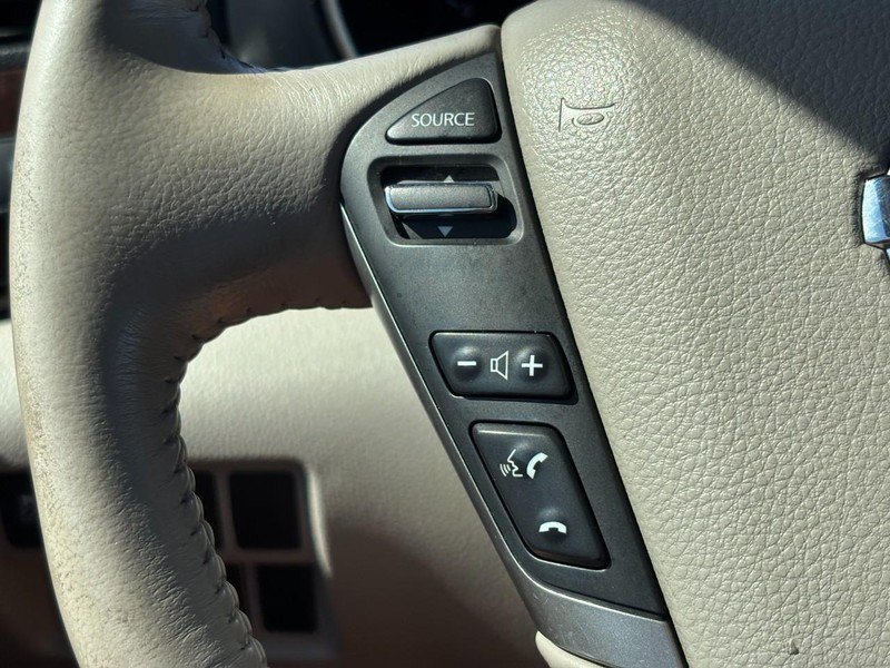 Used 2014 Nissan Quest SV FWD image 20