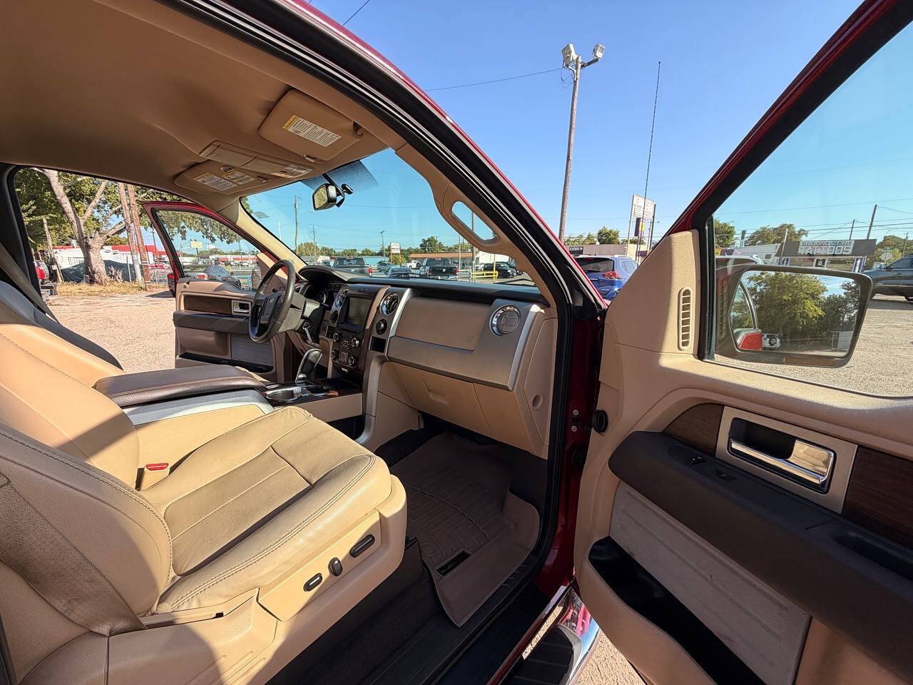 Used 2014 Ford F150 Lariat w/ Equipment Group 501A Mid AWD/4WD image 12