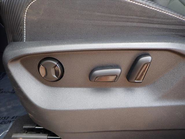 Used 2024 Volkswagen Atlas Cross Sport SE image 13