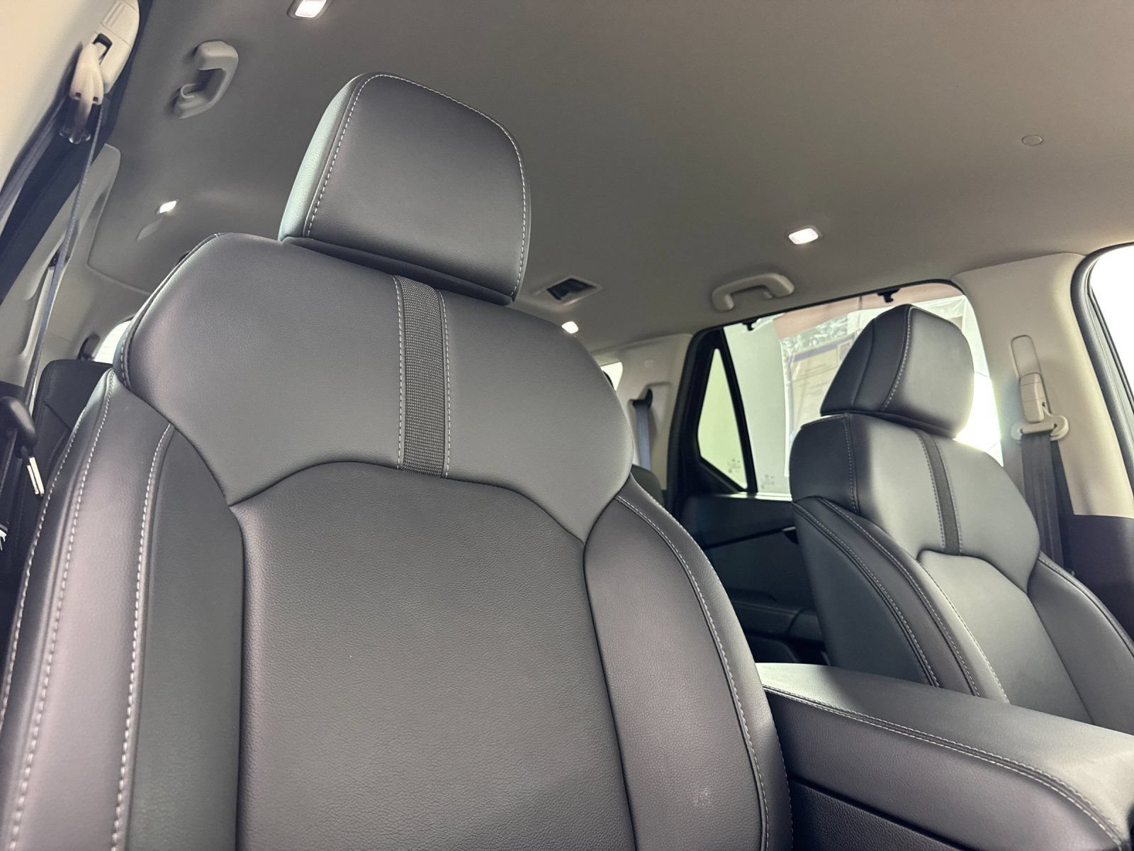 Used 2025 Honda Pilot EX-L image 18