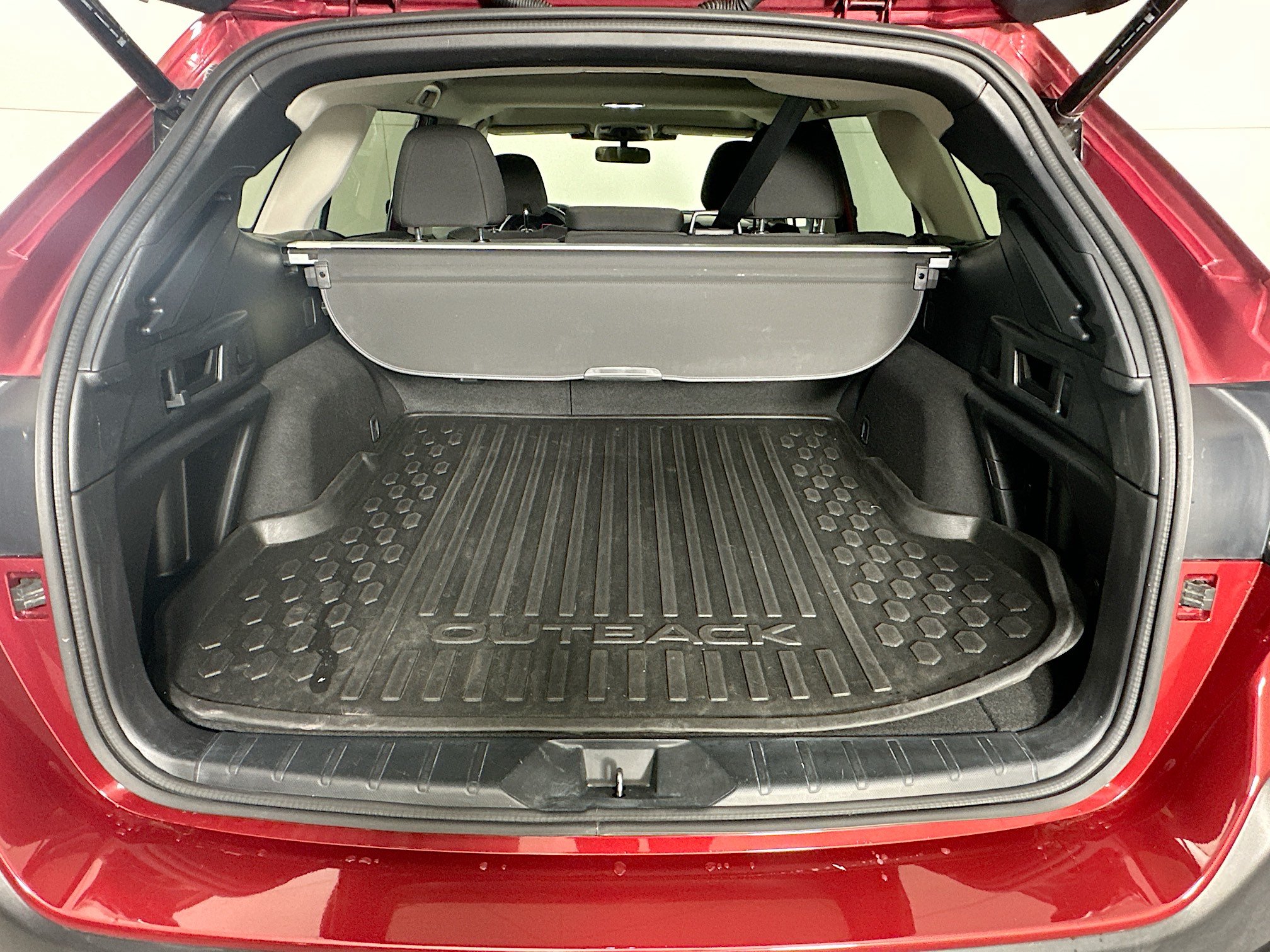 Used 2025 Subaru Outback Premium AWD/4WD image 29