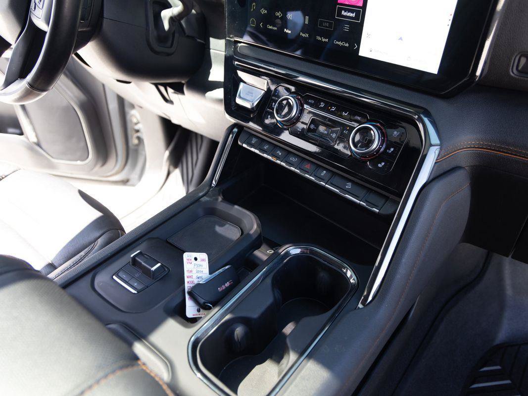 Used 2024 GMC Sierra 2500 AT4 w/ AT4 Premium Plus Package AWD/4WD image 26