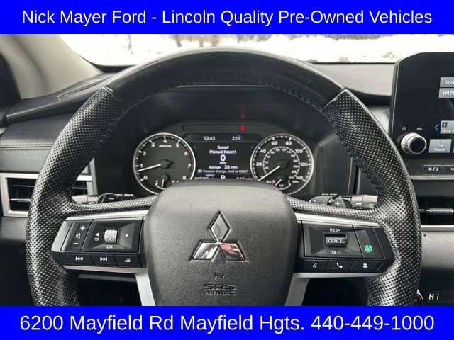 Used 2024 Mitsubishi Outlander image 38