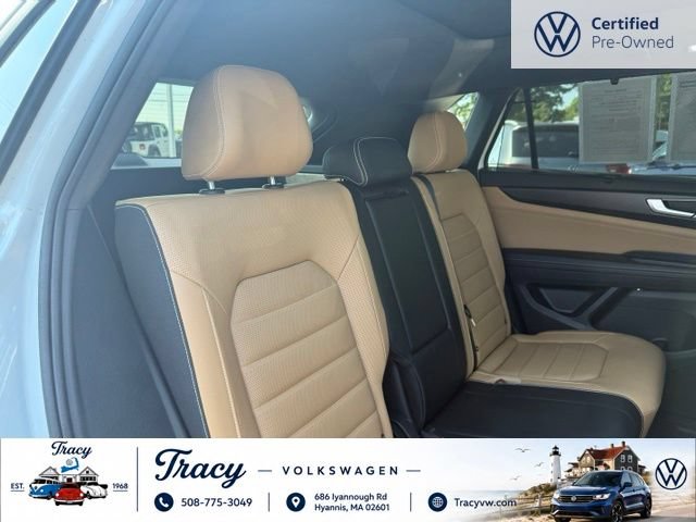 Certified 2026 Volkswagen Atlas Cross Sport SEL R-Line AWD/4WD image 22