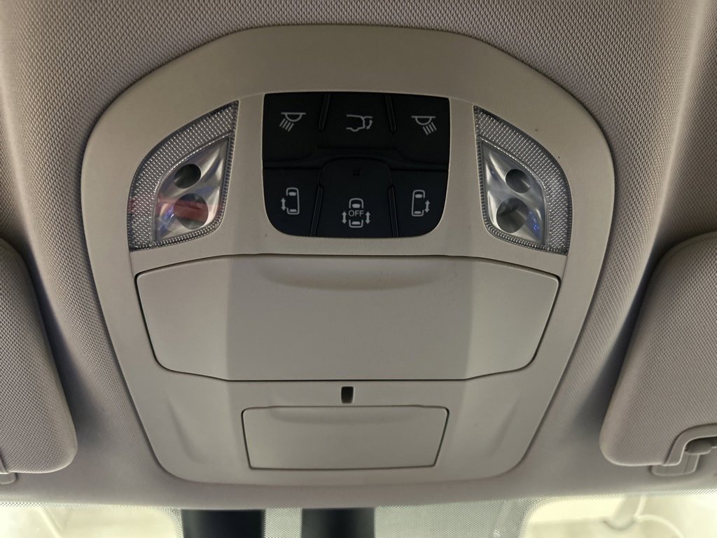 Used 2019 Chrysler Pacifica Touring-L Plus w/ Advanced Safetytec Group image 25
