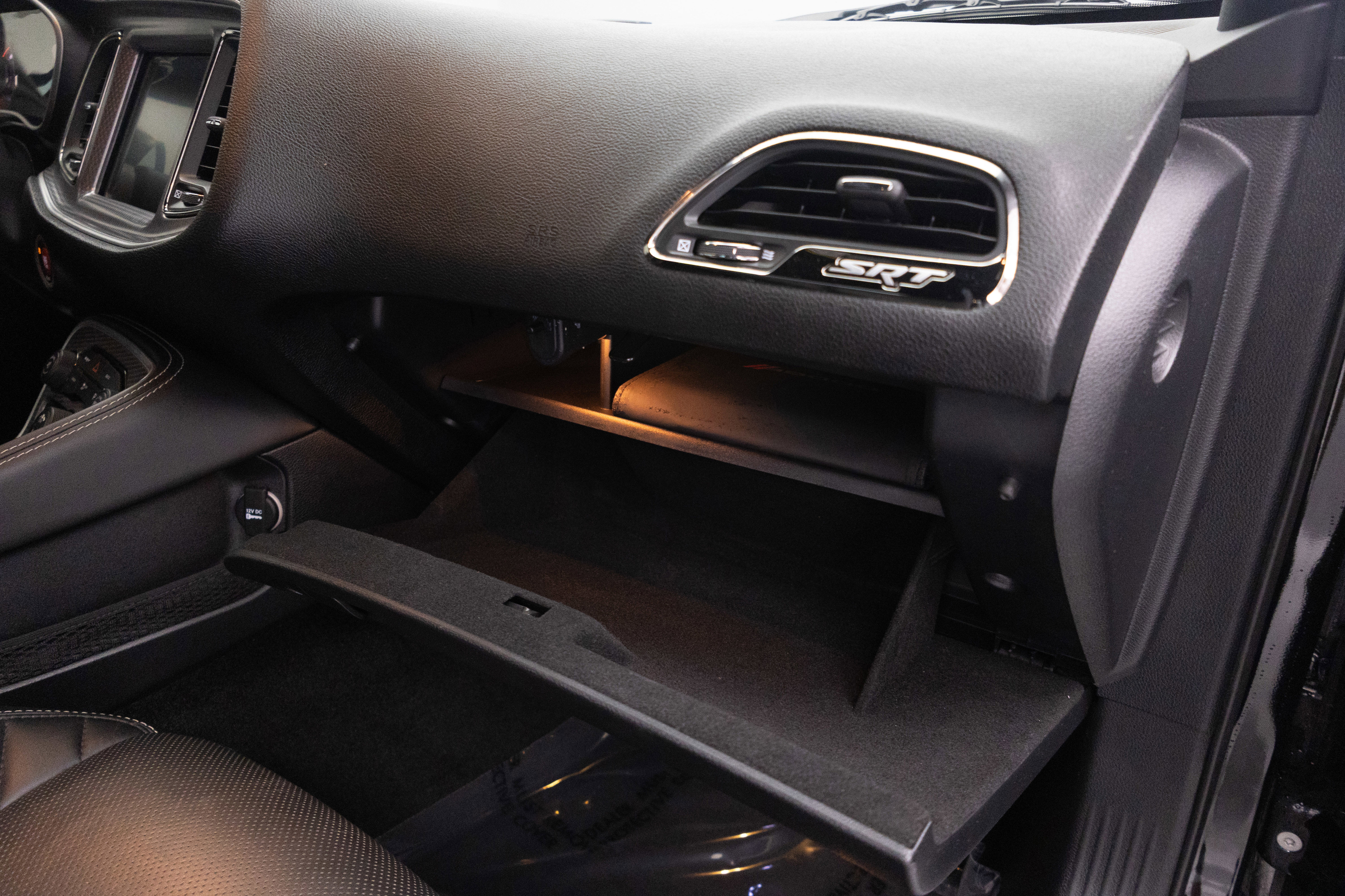 Used 2015 Dodge Challenger SRT Hellcat image 41