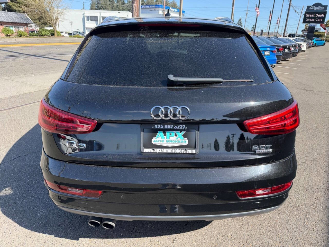 Used 2018 Audi Q3 2.0T Premium Plus w/ Premium Plus Package AWD/4WD image 5