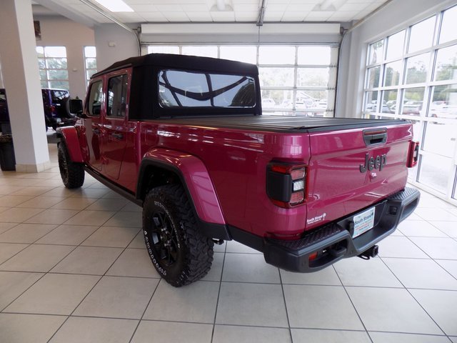 Certified 2024 Jeep Gladiator Sport image 9