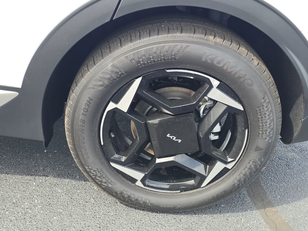 New 2026 Kia Sportage EX image 12