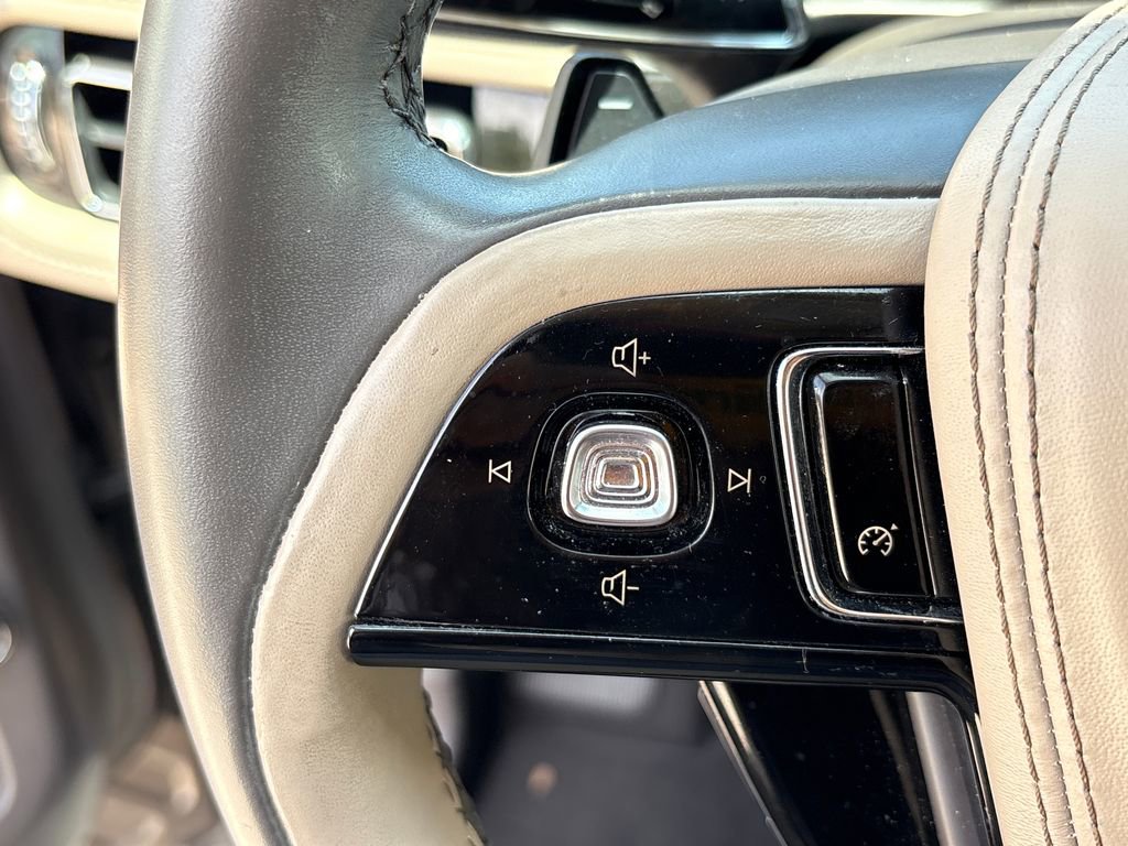 Used 2020 Lincoln Aviator Reserve RWD image 18
