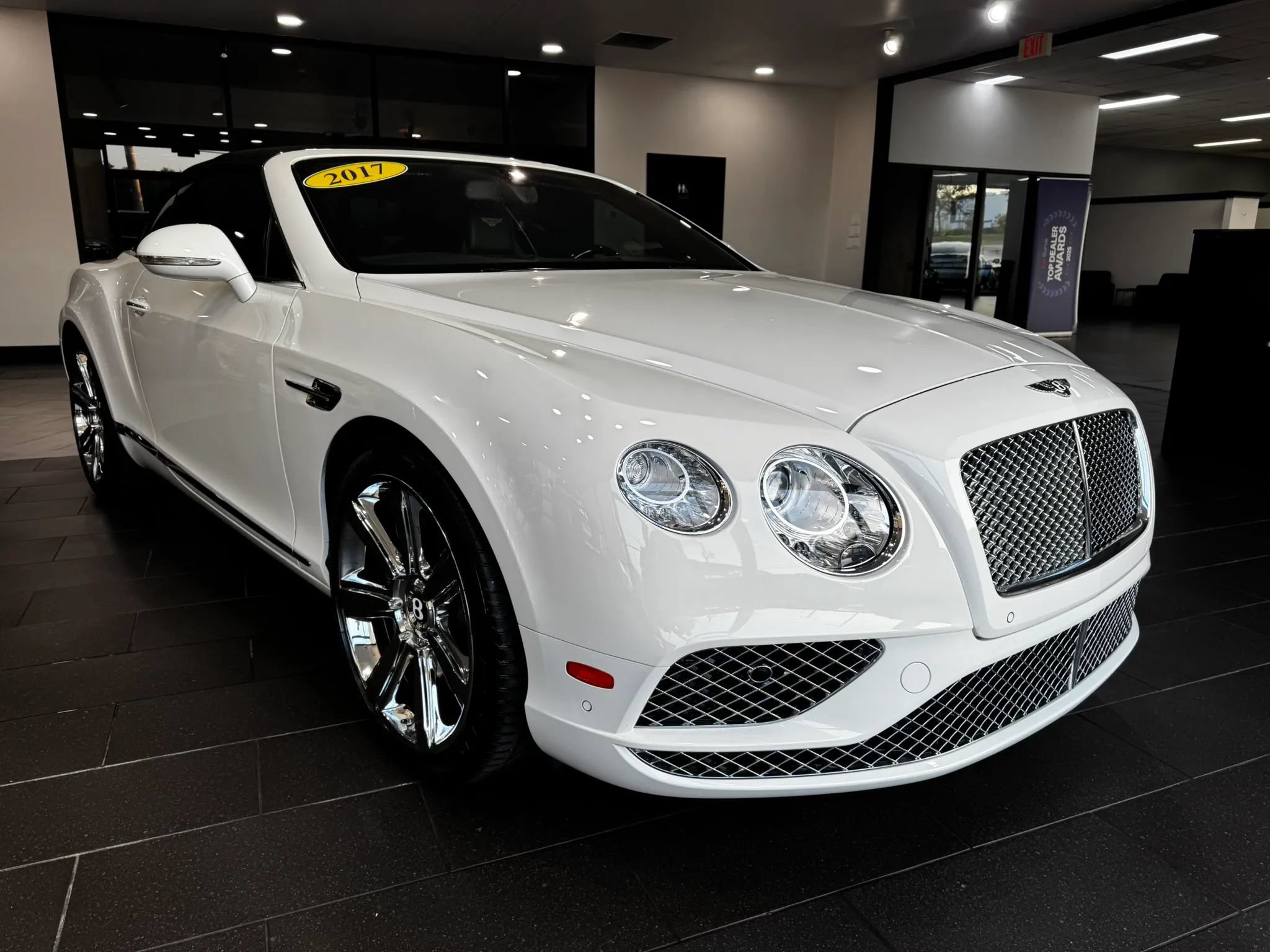 Used 2017 Bentley Continental GT AWD/4WD image 48