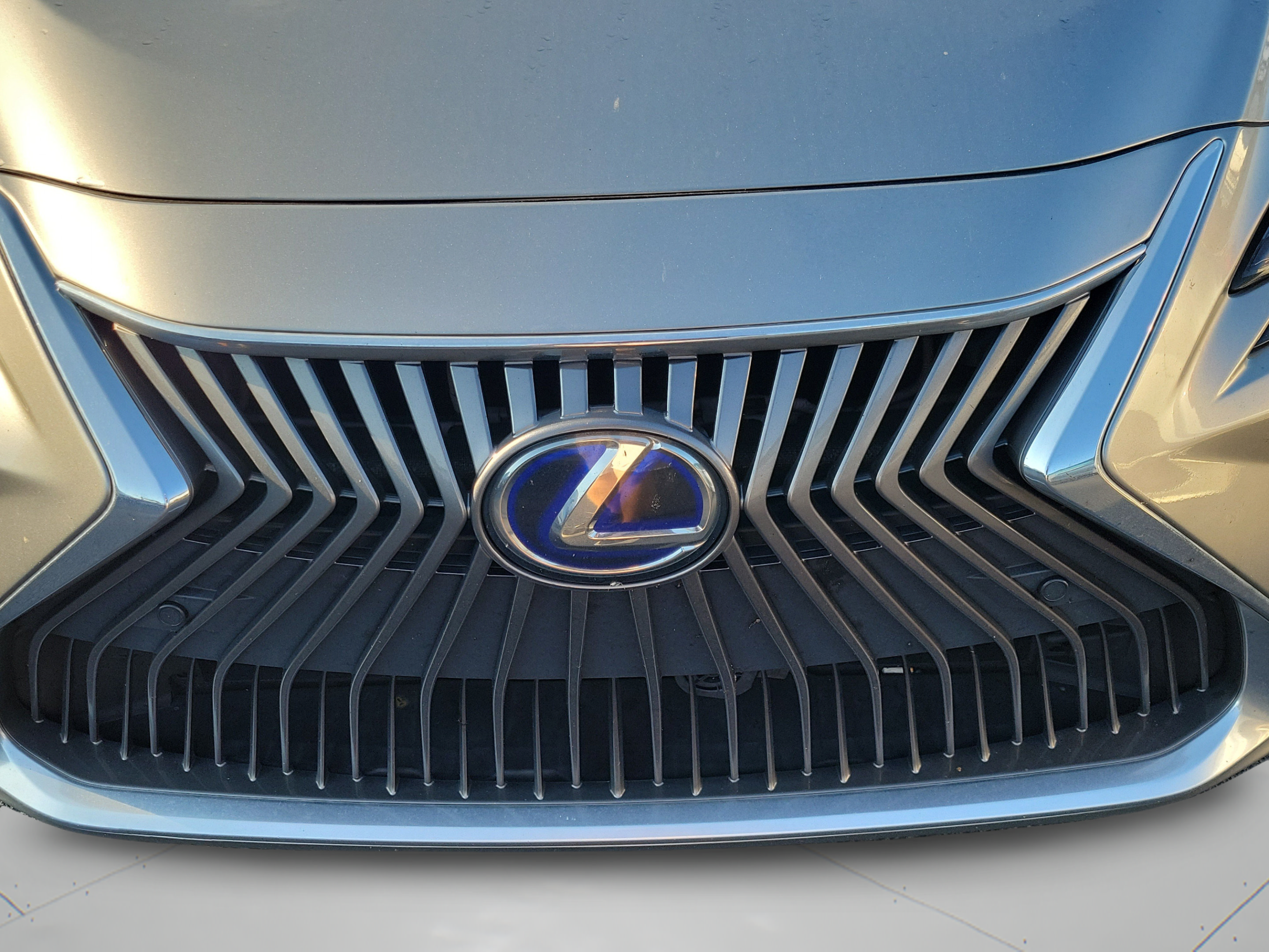 Used 2021 Lexus ES 300h w/ Premium Package FWD image 17