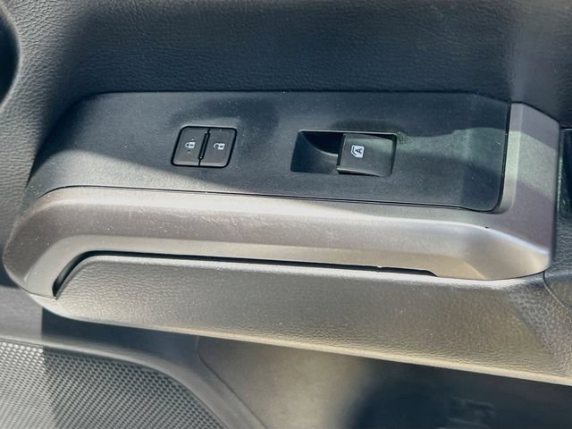 Used 2023 Toyota Tacoma SR5 w/ Technology Package RWD image 32