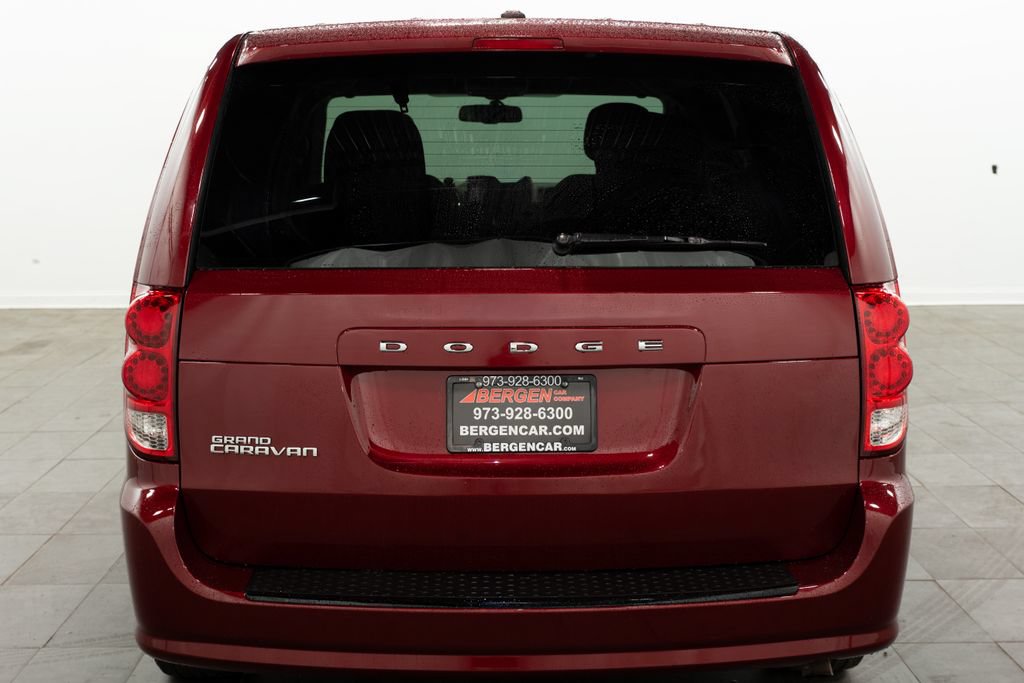 Used 2014 Dodge Grand Caravan SE w/ Quick Order Package 29E SE FWD image 12
