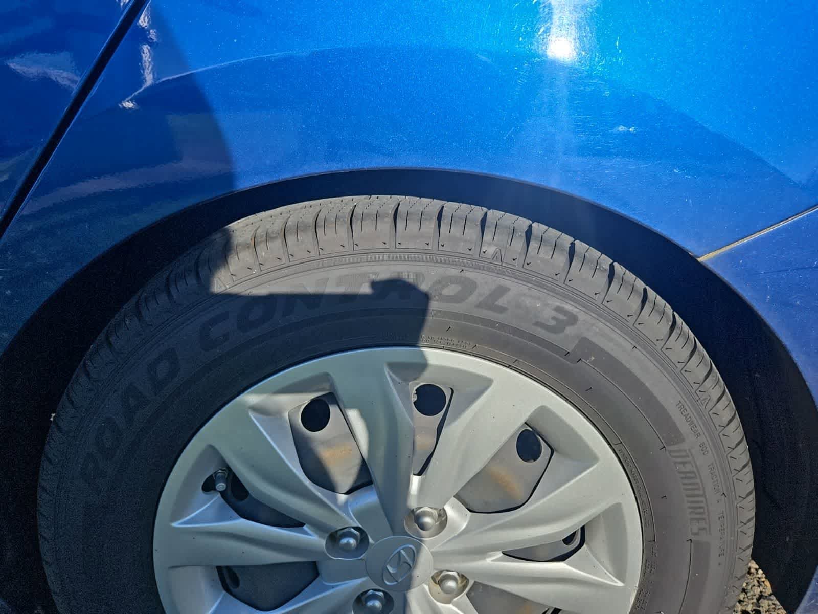 Used 2020 Hyundai Accent SE FWD image 5