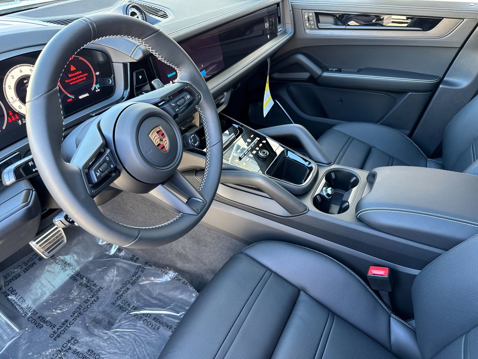 Certified 2026 Porsche Cayenne GTS image 4