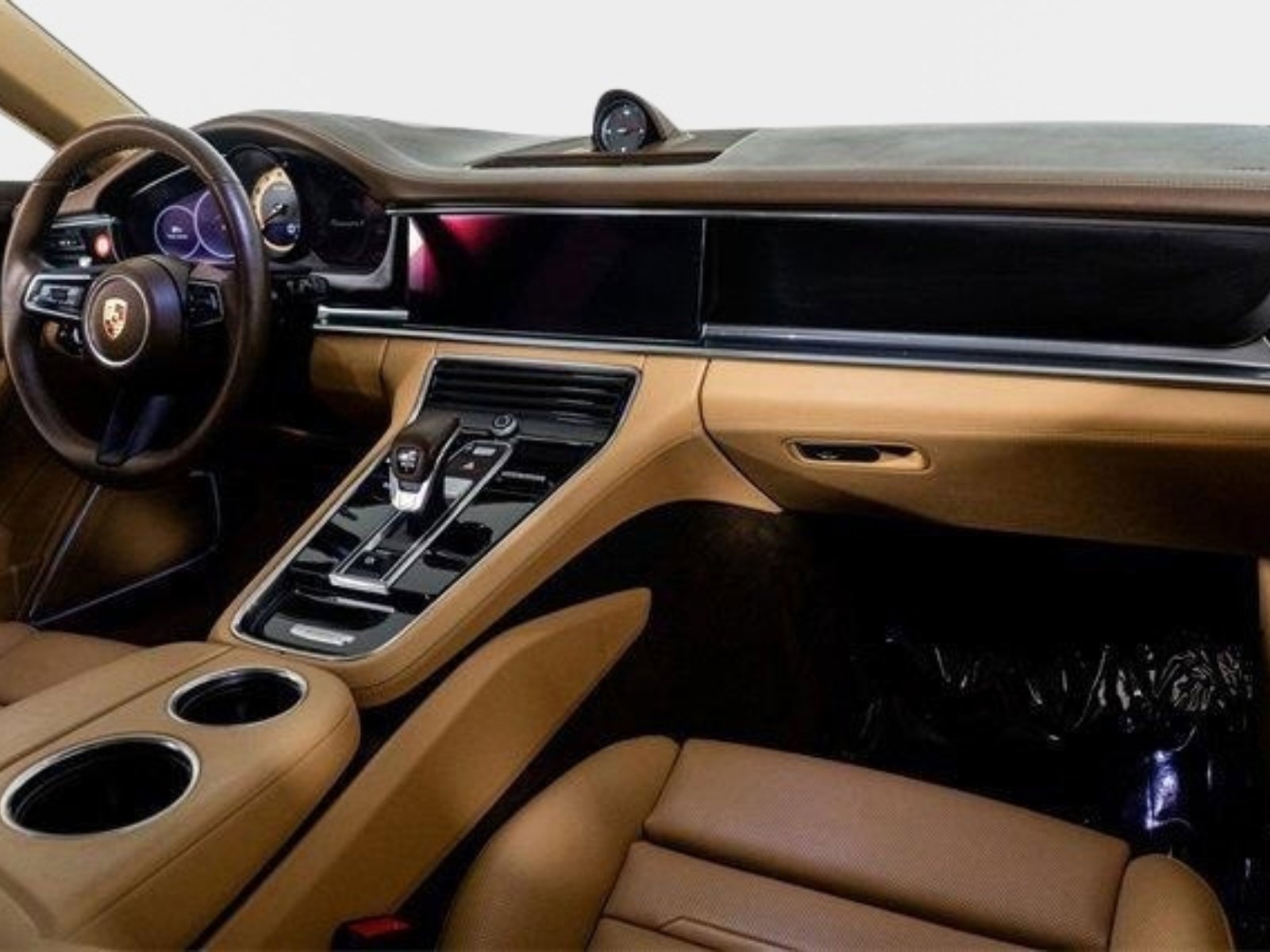 Used 2023 Porsche Panamera 4 Platinum Edition w/ Assistance Package image 56