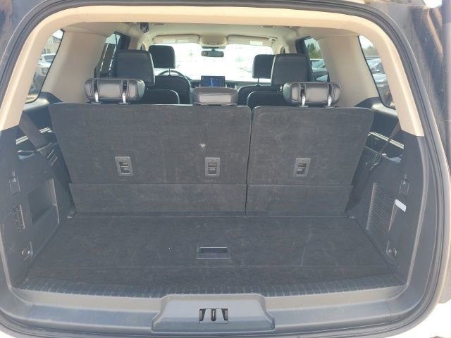Used 2024 Ford Expedition XLT image 26