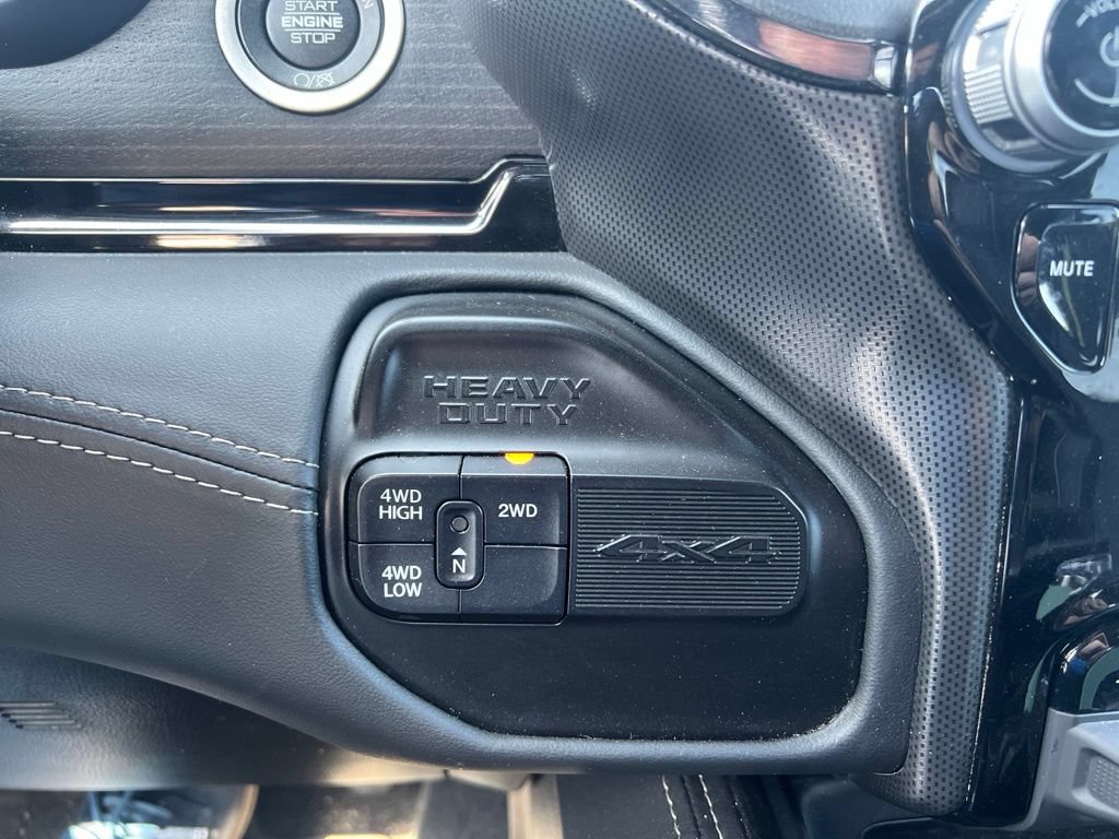 Used 2024 RAM 2500 Limited AWD/4WD image 19