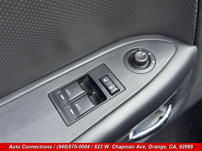 Used 2013 Dodge Challenger R/T Plus RWD image 22