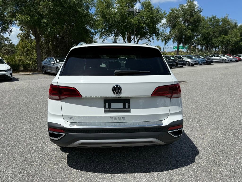 Used 2022 Volkswagen Taos SE image 13