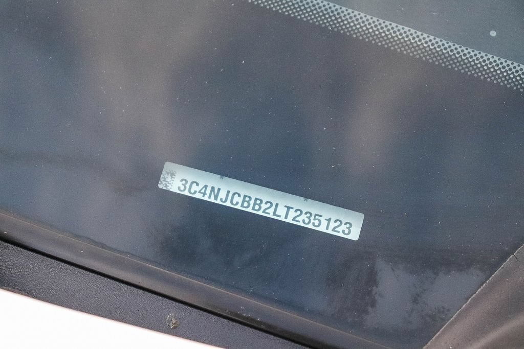 Used 2020 Jeep Compass Latitude w/ Popular Equipment Group FWD image 30