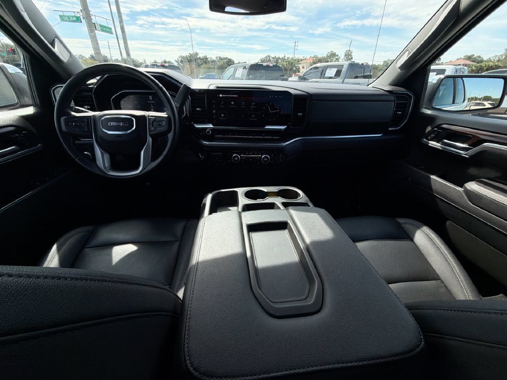 Certified 2025 GMC Sierra 1500 SLT AWD/4WD image 11