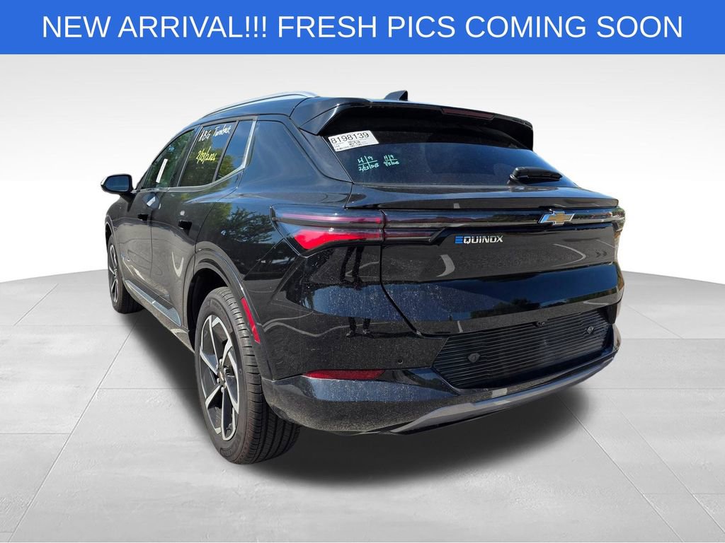 Used 2025 Chevrolet Equinox EV LT w/ Convenience Package FWD image 6