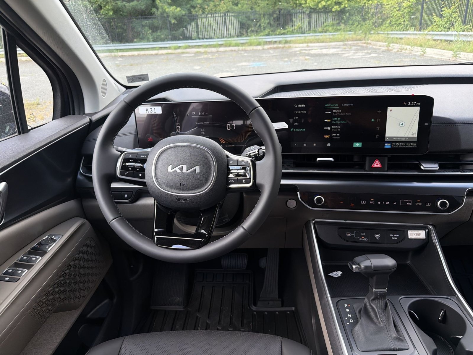 New 2026 Kia Carnival FWD image 27