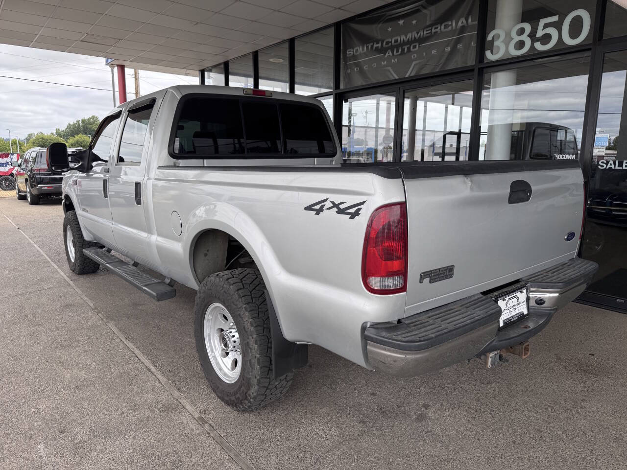 Used 2004 Ford F250 Lariat AWD/4WD image 4