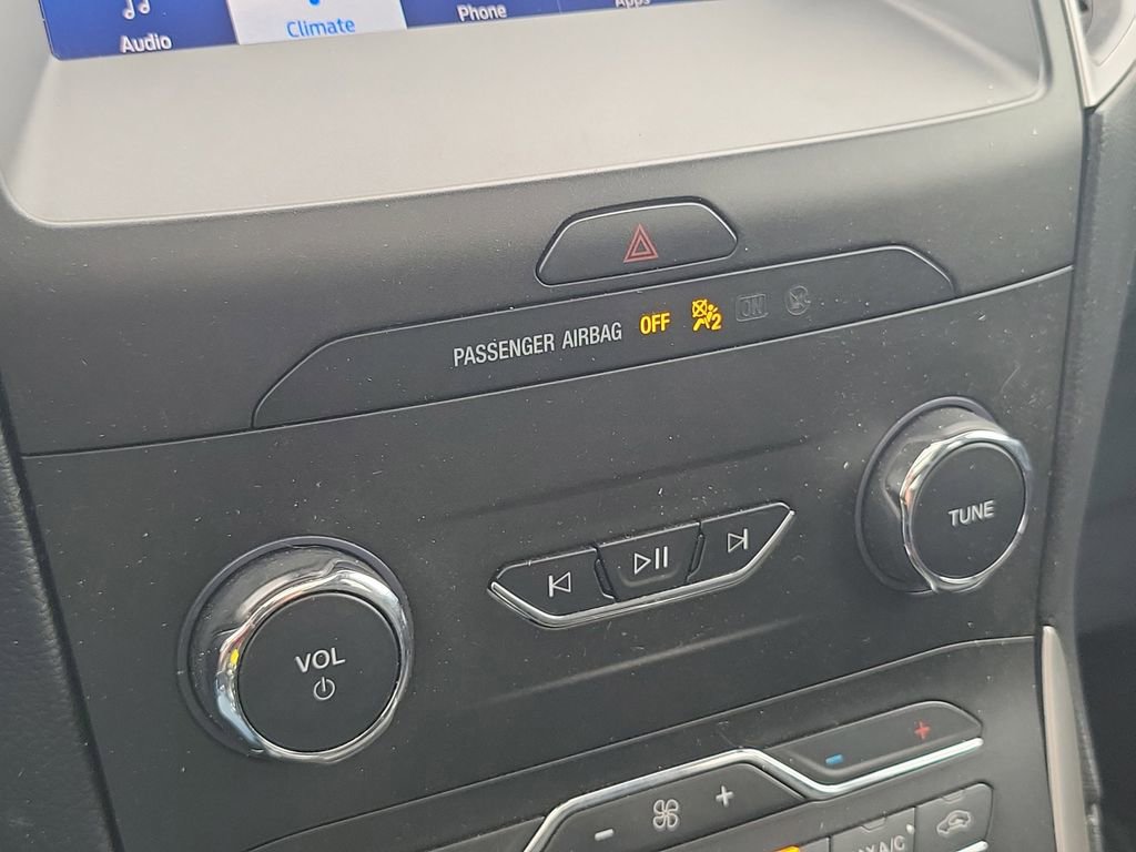 Used 2020 Ford Edge SEL w/ Convenience Package image 21