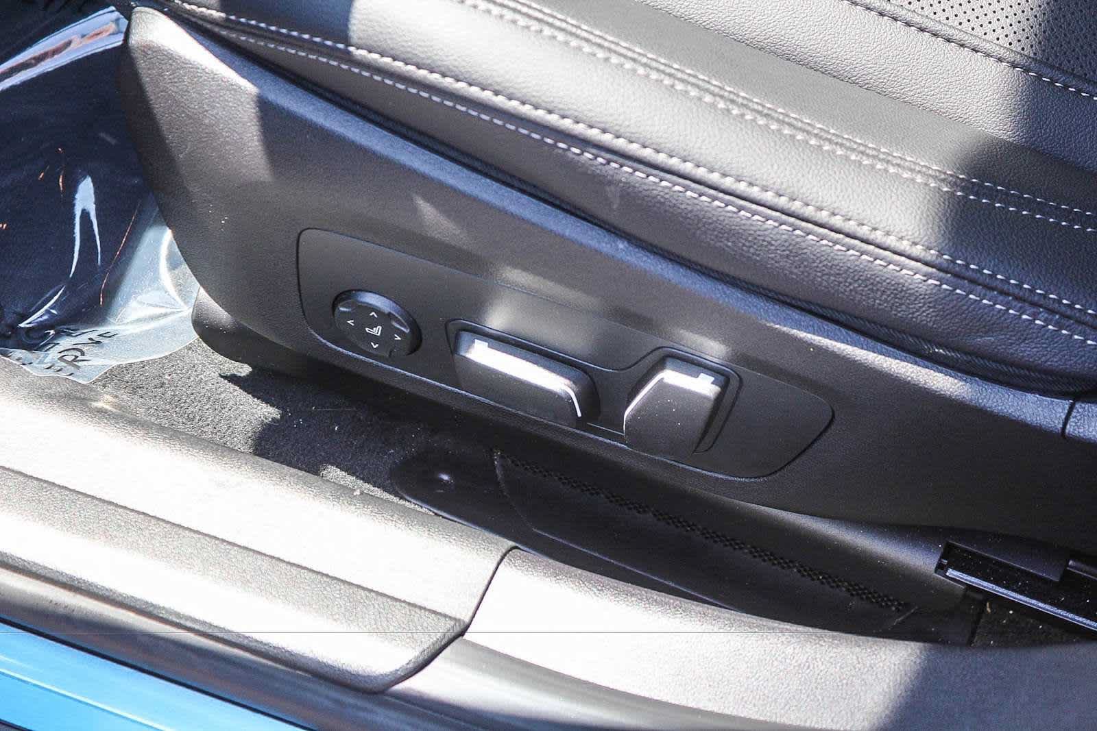 Used 2026 BMW 330i Sedan w/ Premium Package RWD image 20