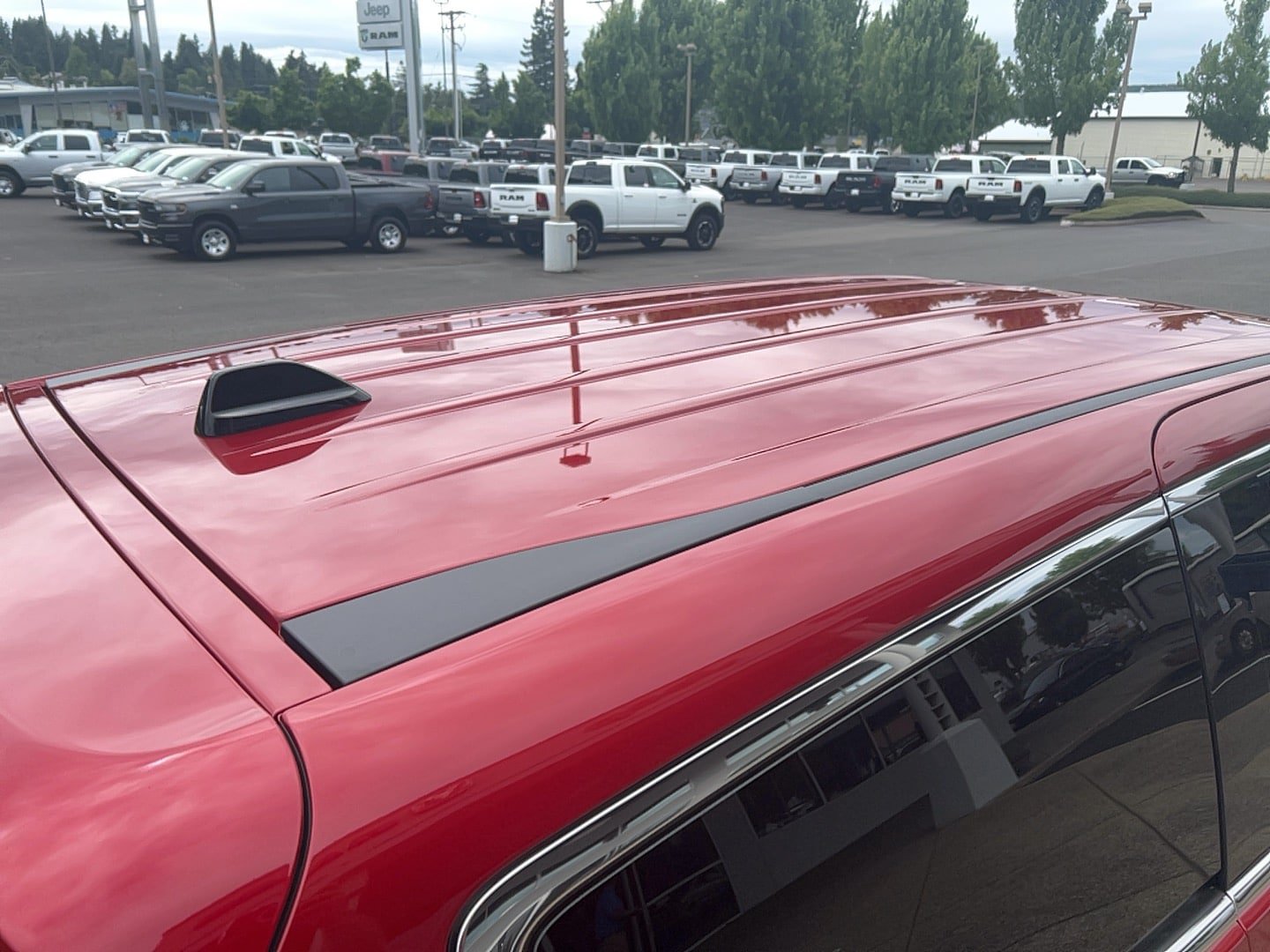 New 2027 Chrysler Pacifica Select FWD image 12
