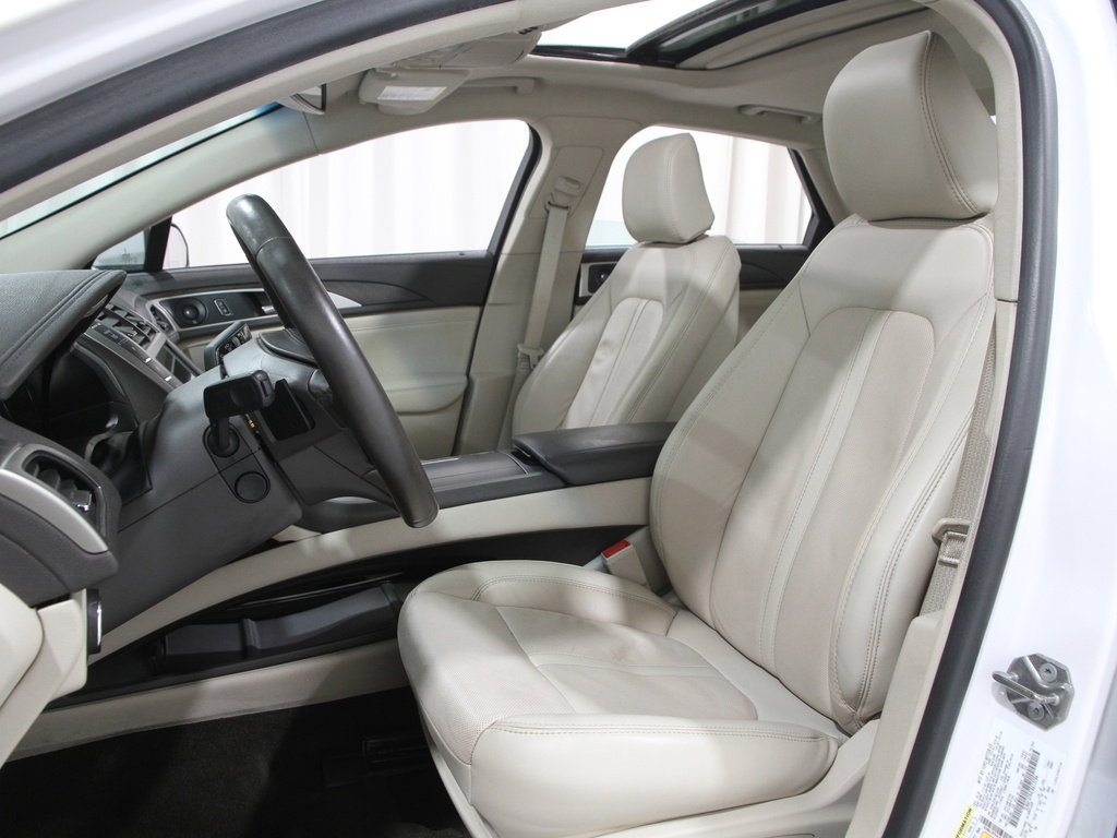 Used 2020 Lincoln MKZ Reserve w/ Elements Package image 5