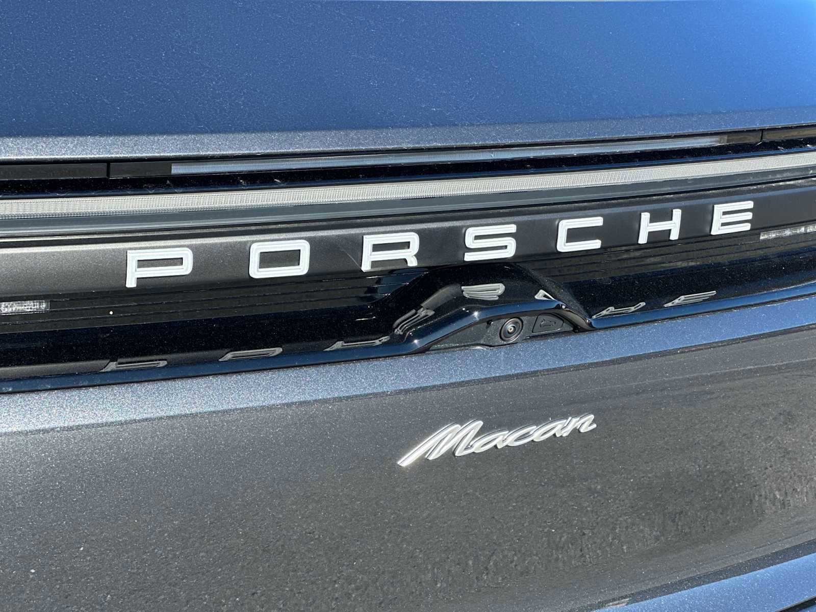 New 2025 Porsche Macan Electric RWD image 29