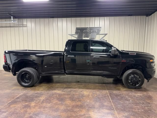 Used 2025 RAM 3500 Big Horn AWD/4WD image 7