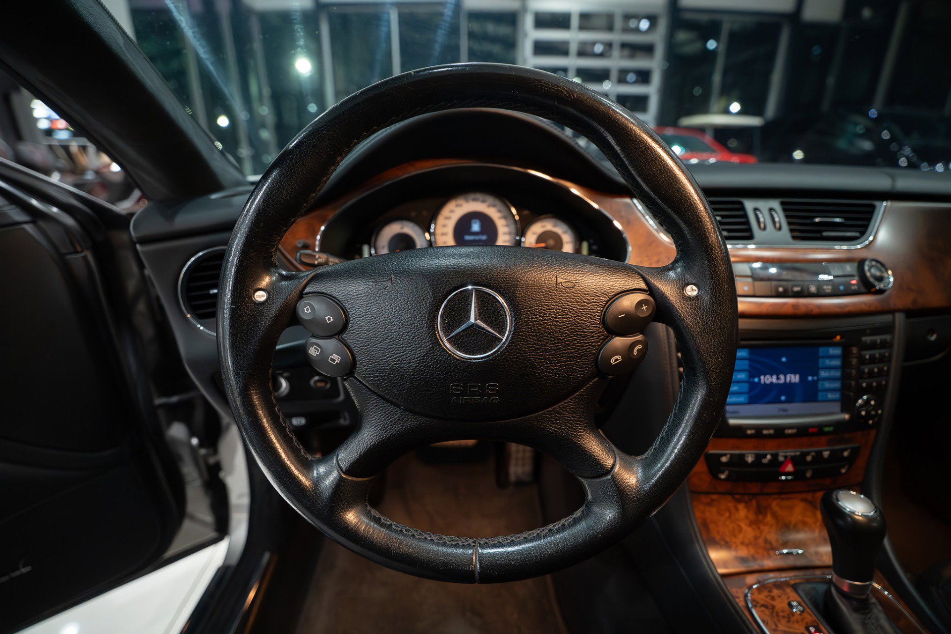 Used 2006 Mercedes-Benz CLS 55 AMG image 13