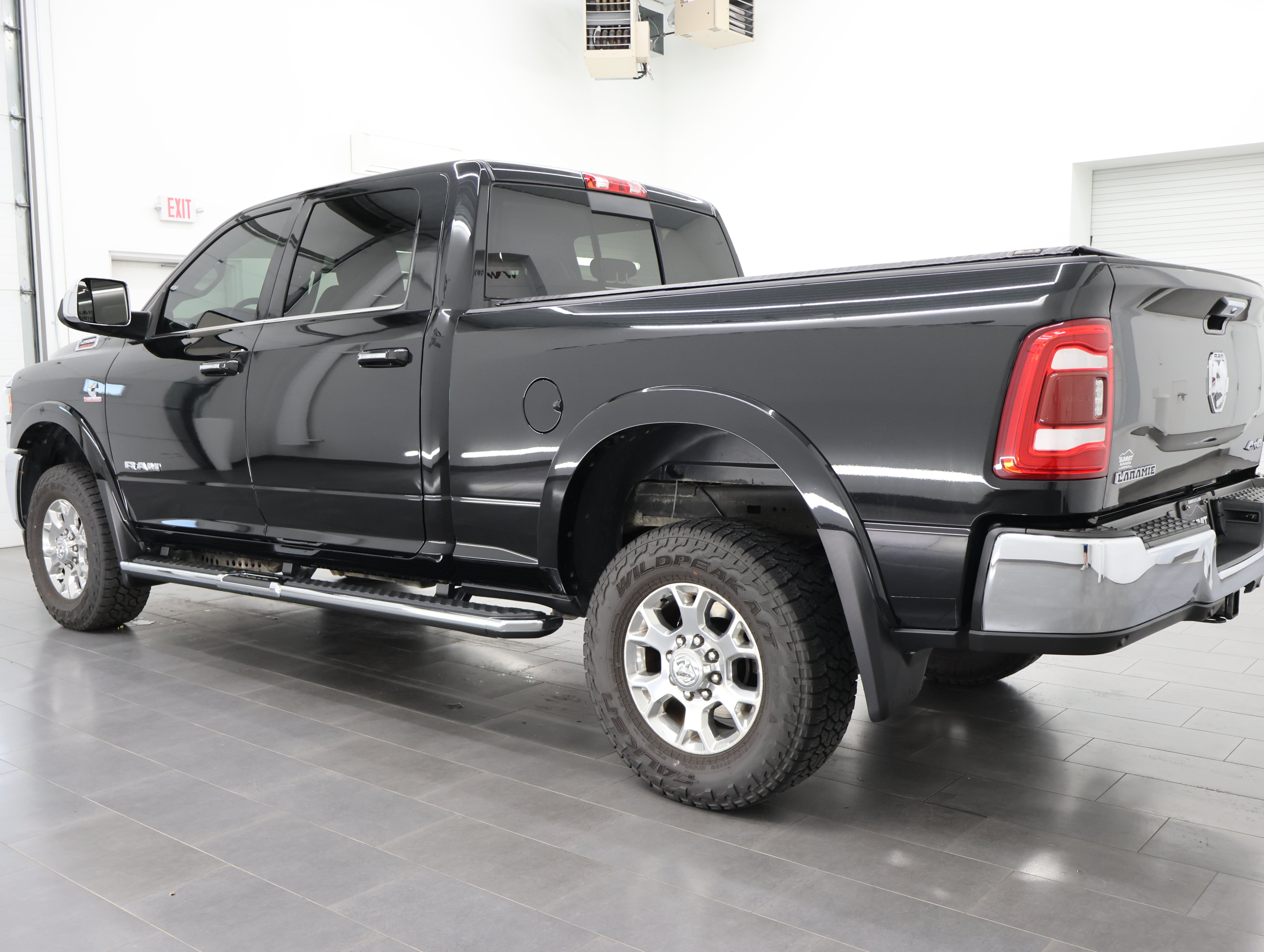 Used 2022 RAM 2500 Laramie AWD/4WD image 6