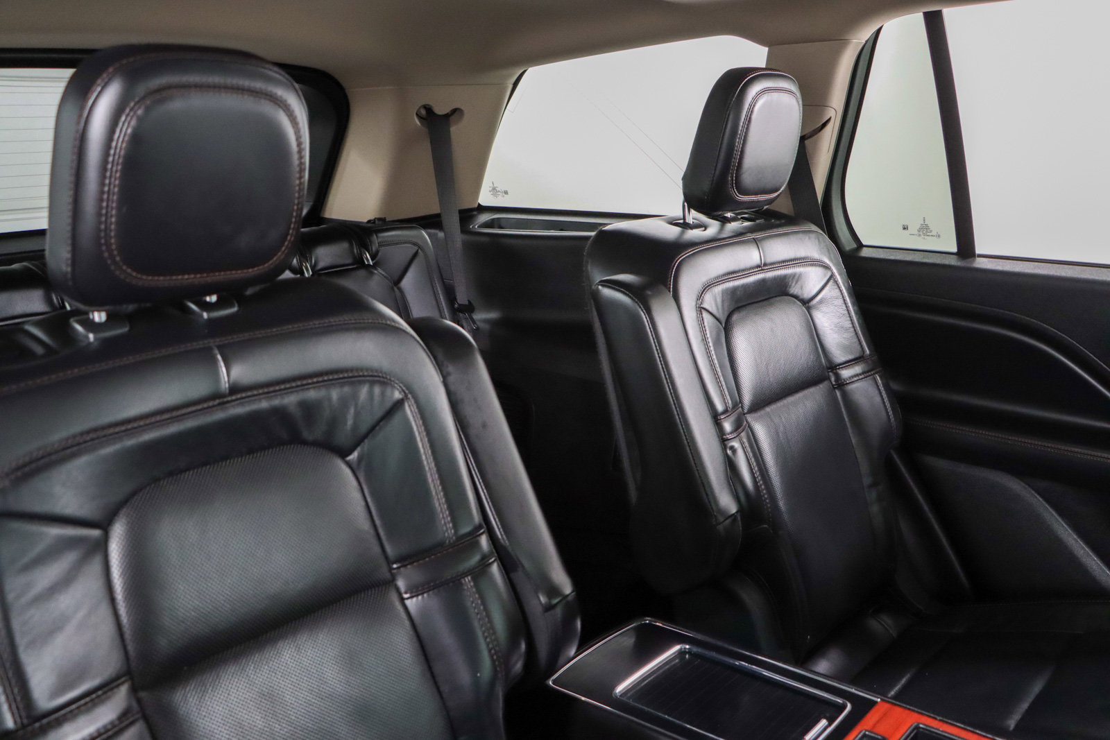 Used 2021 Lincoln Aviator Reserve w/ Equipment Group 201A image 29